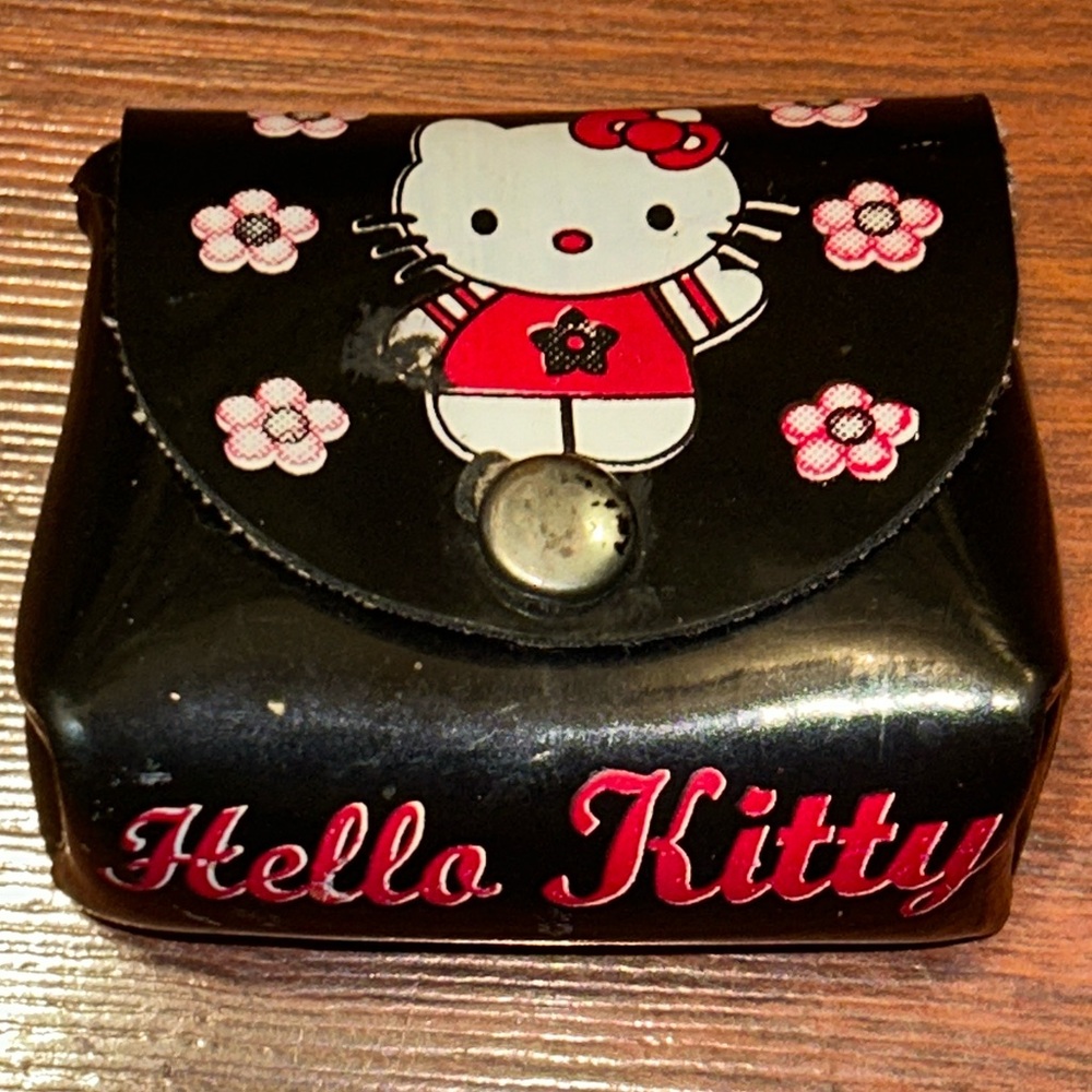 VTG RARE HTF Hello Kitty Mini Black Coin Purse 90’s Y2K COLLECTIBLE